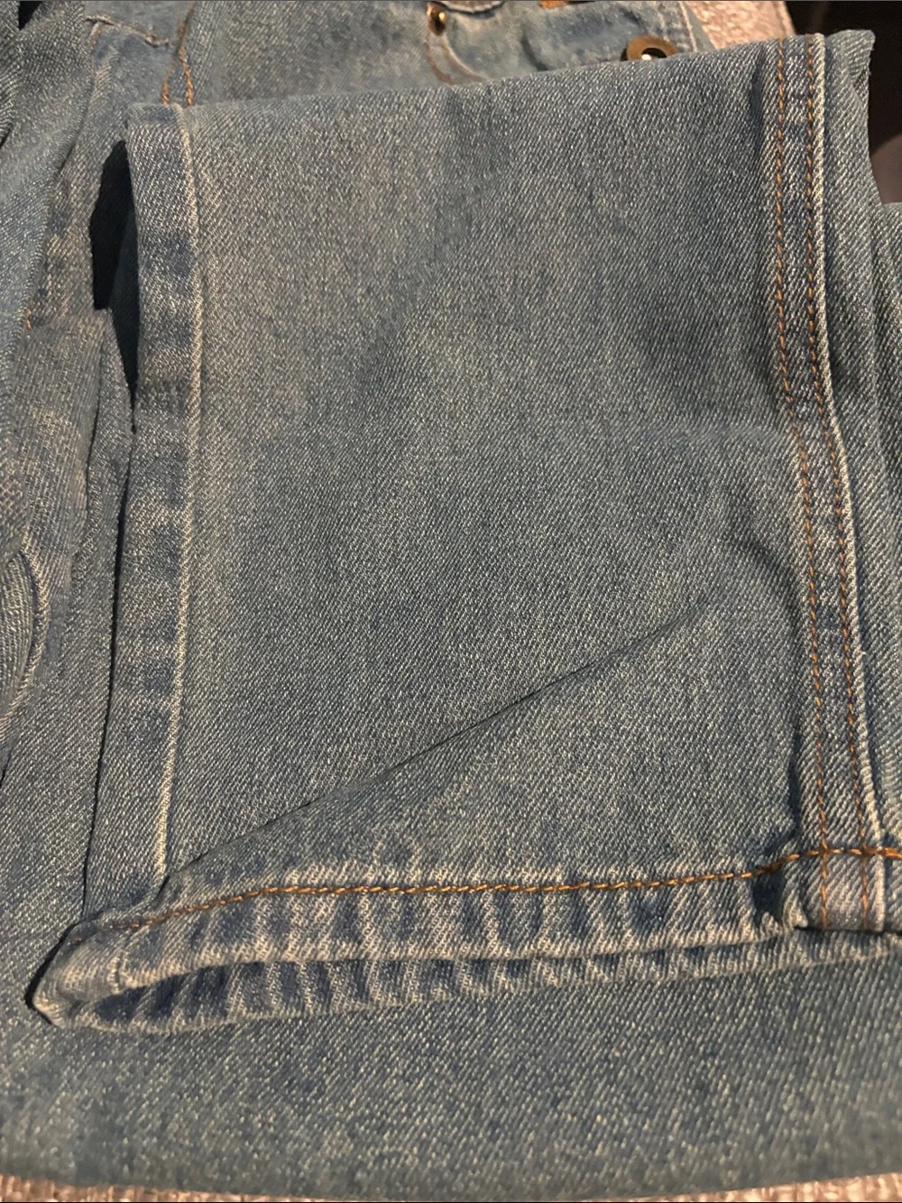 Anna Kaci Jean overalls 30”inseam 16”across chest very cute